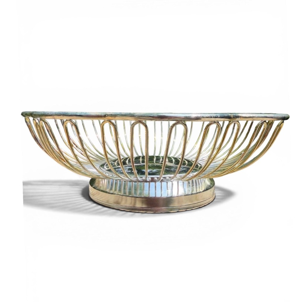 International Silver Co 1991 Vintage Silverplated Scalloped Wire Bowl